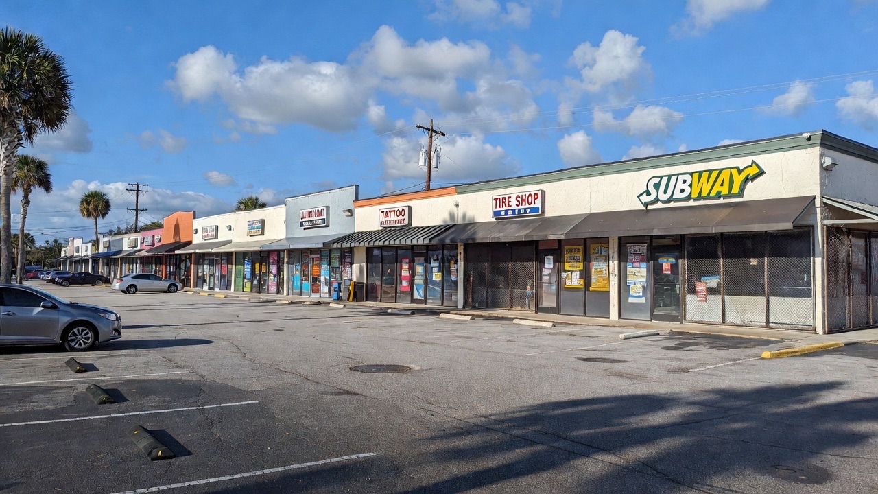 Exterior of a commercial office building in Miami scheduled for a commercial property inspection